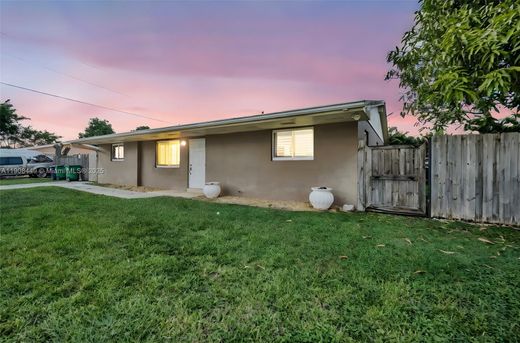 빌라 / Homestead, Miami-Dade County