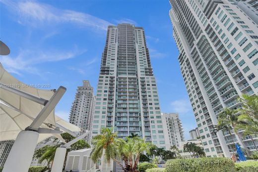 Residential complexes in Miami, Miami-Dade
