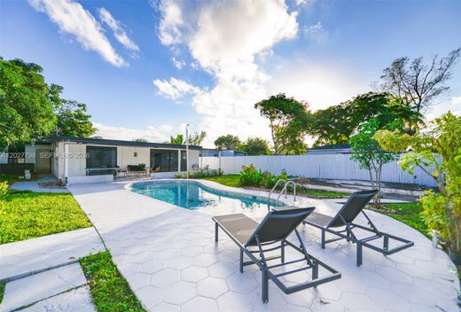 Willa w North Miami, Miami-Dade County