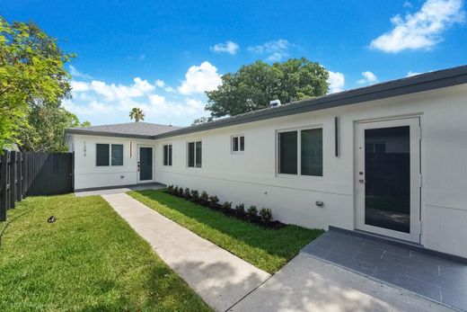 Villa in Miami Heights Trailer Park, Miami-Dade