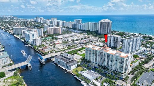 Residential complexes in Fort Lauderdale, Broward County