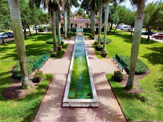 Townhouse in Pembroke Pines, Broward County