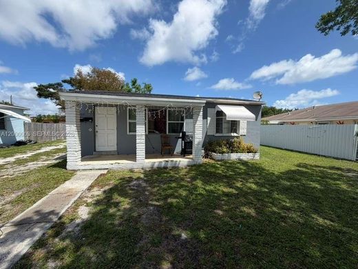 Villa in Hollywood, Broward County