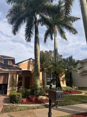 Villa in Weston, Broward County