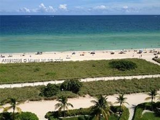 Kamienica w Surfside, Miami-Dade County