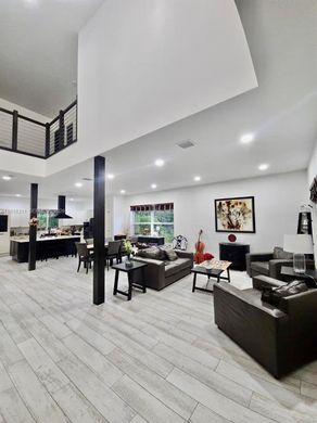 Villa in Weston, Broward County