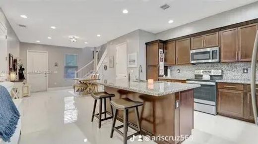 Townhouse in Pembroke Pines, Broward County