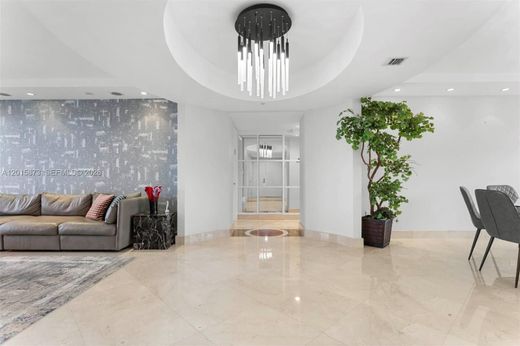 Жилой комплекс, Sunny Isles Beach, Miami-Dade County
