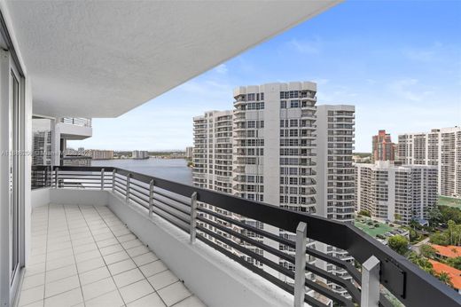 Residential complexes in Aventura, Miami-Dade