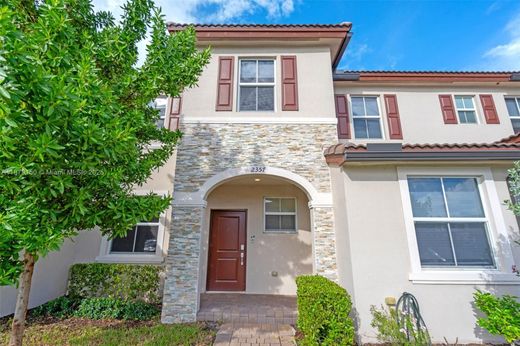 Townhouse in North Miami, Miami-Dade