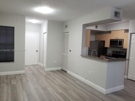 公寓楼  Miramar, Broward County