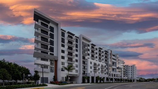 Residential complexes in Miami, Miami-Dade