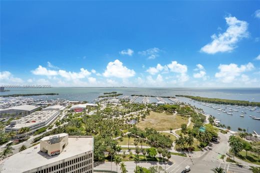 Kamienica w Miami, Miami-Dade County