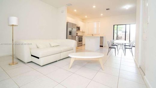 Casa di città a Homestead, Miami-Dade County