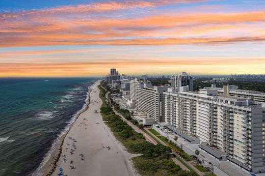 Residential complexes in Miami Beach, Miami-Dade