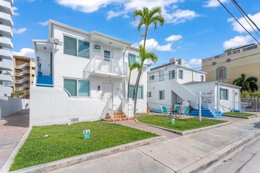 Complesso residenziale a Hollywood, Broward County