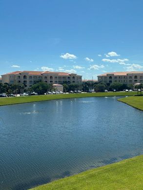 Residential complexes in Fort Pierce, Saint Lucie County