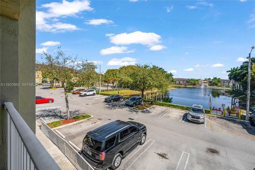 Residential complexes in Doral, Miami-Dade