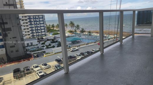 Komplex apartman Hallandale Beach, Broward County