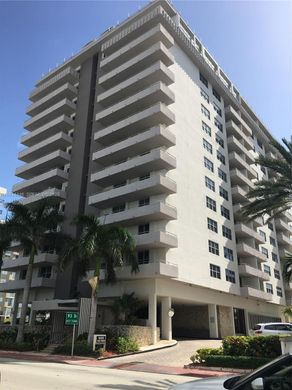 Residential complexes in Surfside, Miami-Dade