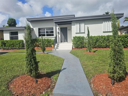 Villa in West Miami, Miami-Dade