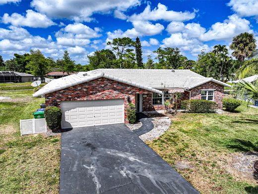 Villa in Coral Springs, Broward County