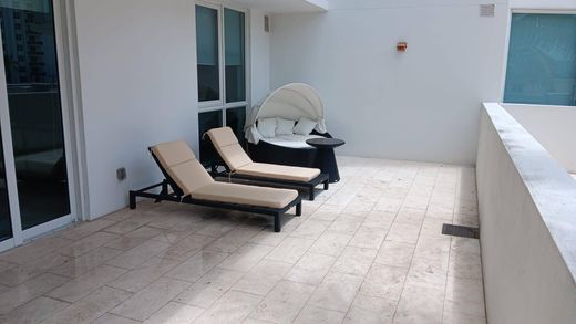 Wohnkomplexe in Fort Lauderdale, Broward County