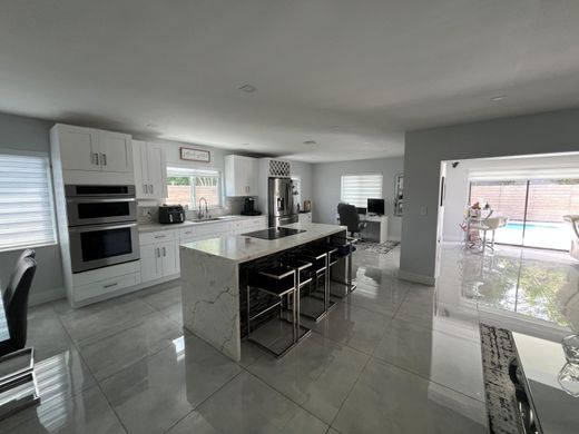 Villa in North Lauderdale, Broward County