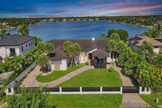 Вилла, Майами, Miami-Dade County