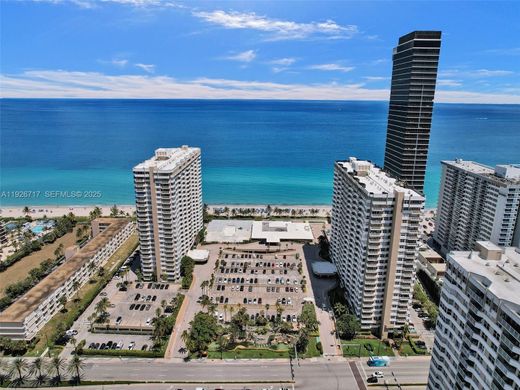 Complesso residenziale a Hallandale Beach, Broward County