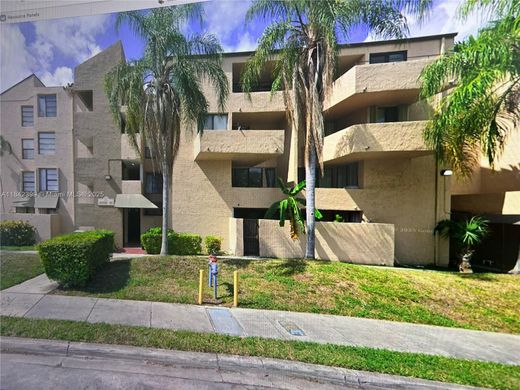Complesso residenziale a Miami, Miami-Dade County