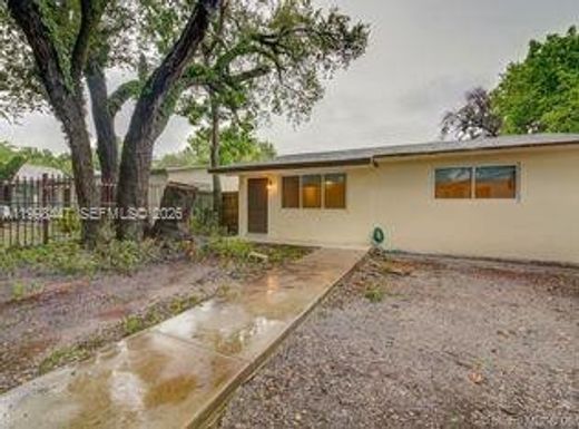 Villa a North Miami, Miami-Dade County