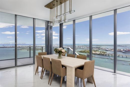 Komplex apartman Miami, Miami-Dade County