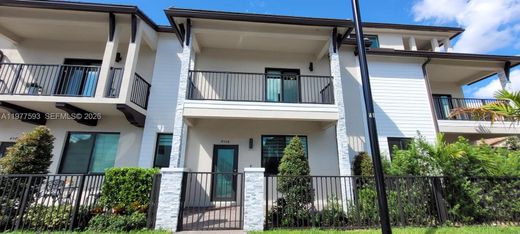 Şehir evi  Doral, Miami-Dade County