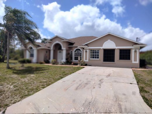 Villa in Port Saint Lucie, Saint Lucie County