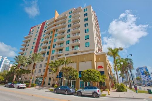 Complesso residenziale a Miami, Miami-Dade County