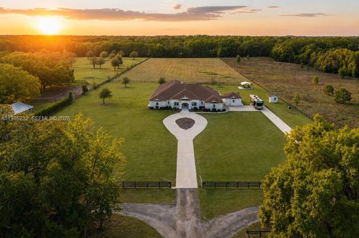 Villa in Ocala, Marion County
