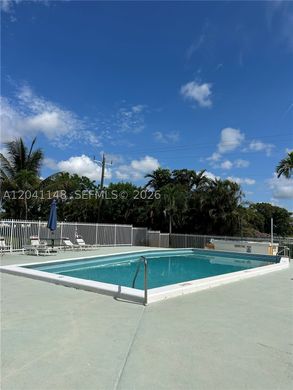 Residential complexes in Miami, Miami-Dade