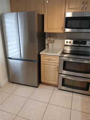 Complesso residenziale a Hallandale Beach, Broward County