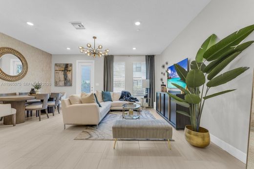 Townhouse in Plantation, Broward County