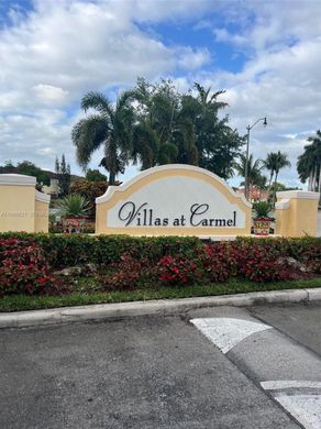 Residential complexes in Homestead, Miami-Dade