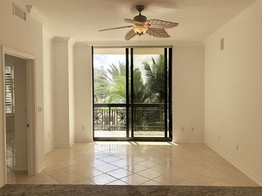 Residential complexes in West Palm Beach, Palm Beach