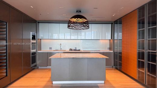 Wohnkomplexe in Sunny Isles Beach, Miami-Dade County