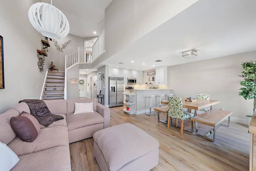 Таунхаус, Palm Beach Gardens, Palm Beach County