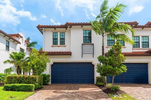 Casa adosada en Pembroke Pines, Broward County