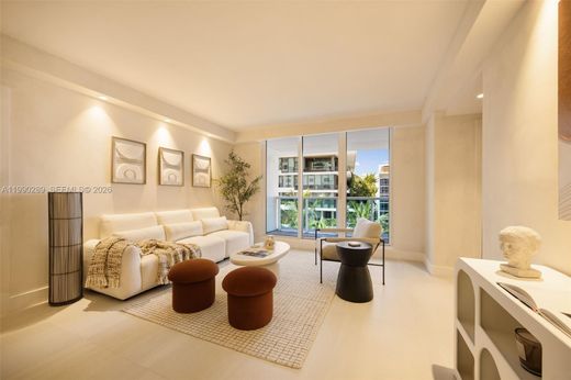 Residential complexes in Miami Beach, Miami-Dade