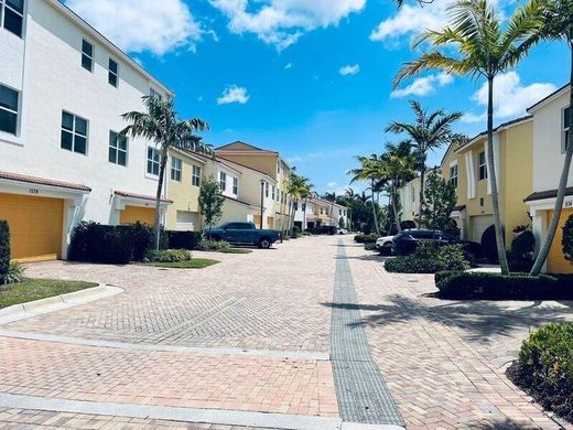 Boca Raton, Palm Beach Countyのタウンハウス