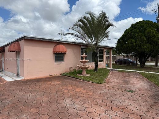 Villa in Miami, Miami-Dade