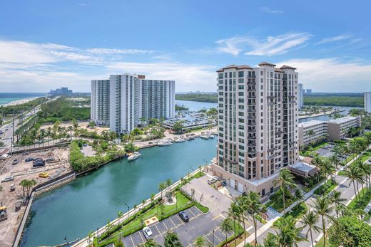Residential complexes in Sunny Isles Beach, Miami-Dade