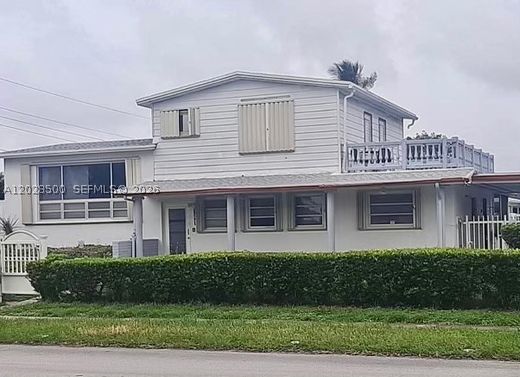 Вилла, Pembroke Pines, Broward County